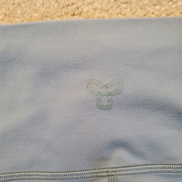 Two pairs of TNA biker shorts 1X - Picture 5 of 7